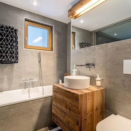 Rosalp, 200m Des Télécabines, * Nendaz